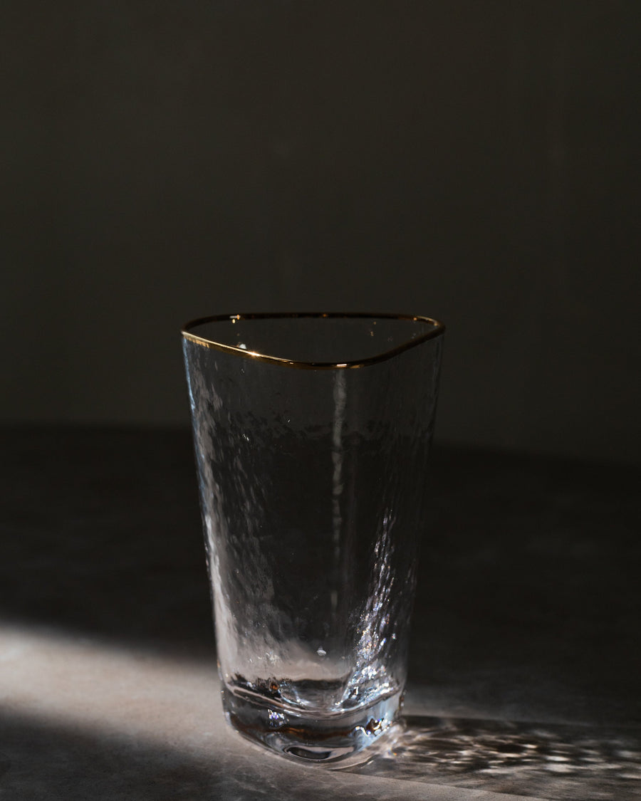 https://www.bellarihome.com/cdn/shop/products/bellari-home-drinkware-roma-hammered-water-glasses-set-of-4-577189_900x.jpg?v=1680269722
